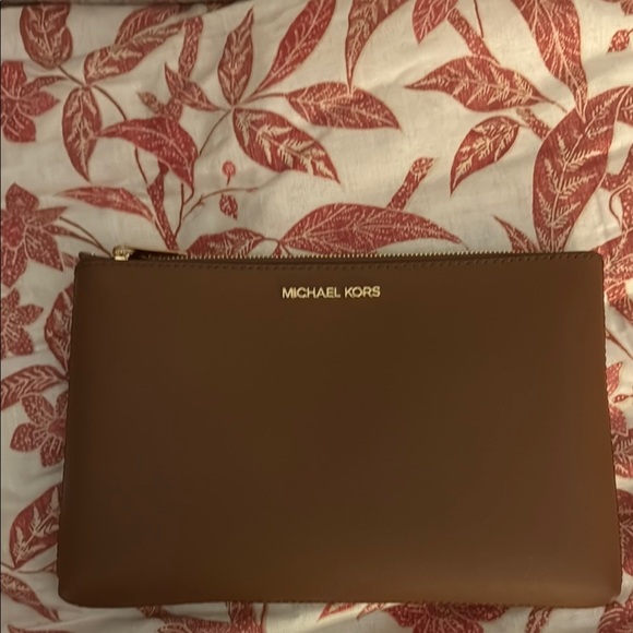 3 Michael Kors Brown and Cream bags - Picture 8 of 15